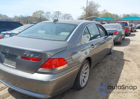 2004 BMW 745Li из США, поврежденный, VIN WBAGN63534DS55828
